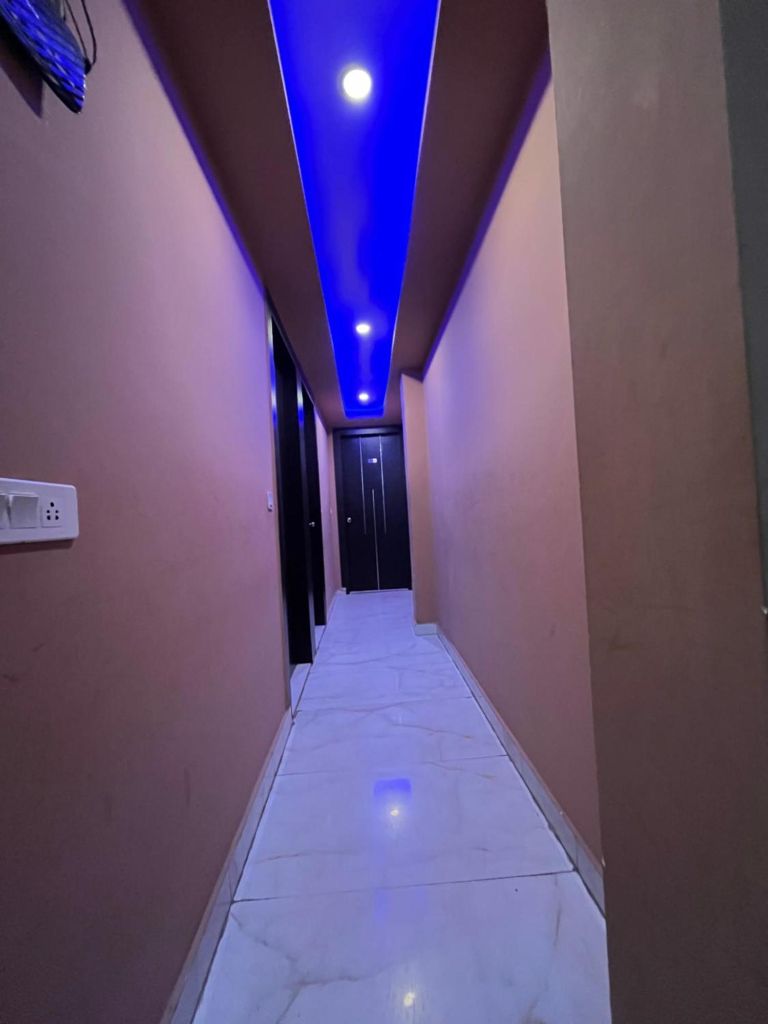 Jupiter Plaza Delhi Airport Hotell New Delhi Eksteriør bilde