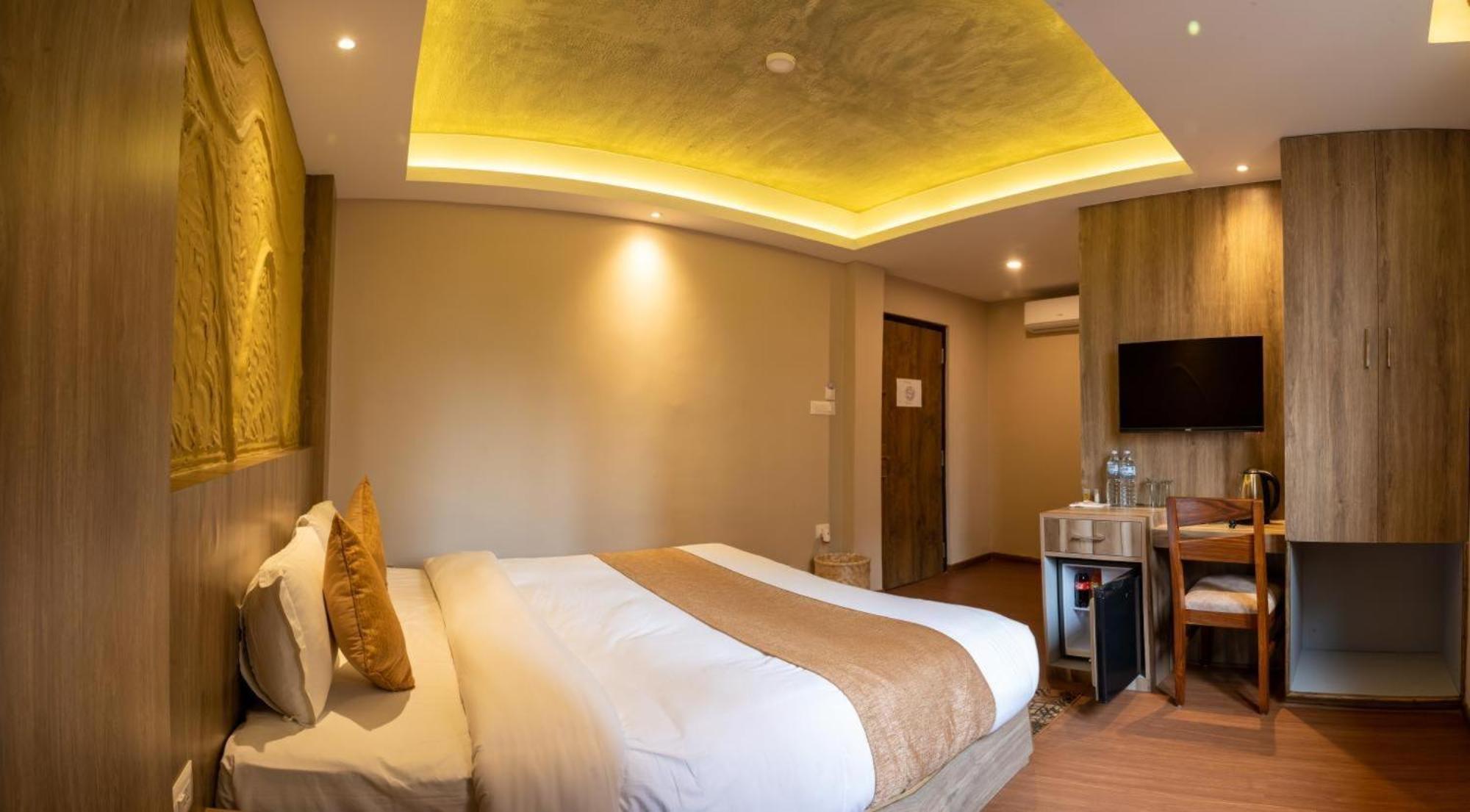 Jupiter Plaza Delhi Airport Hotell New Delhi Eksteriør bilde